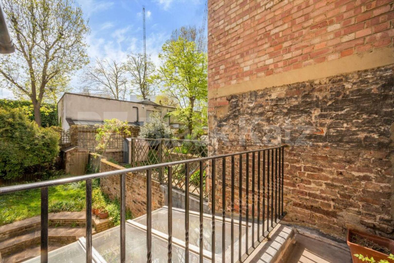 Beautiful stylish one bedroom set in a period conversion  Stratford Villas, Camden