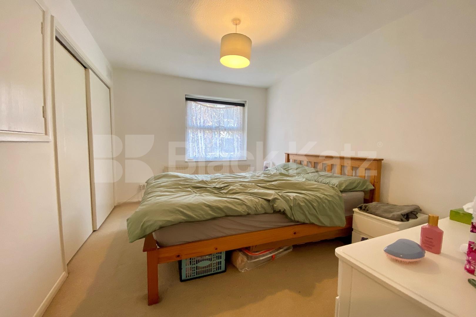 New build house with further study and private garden  St. James's Road , Bermondsey