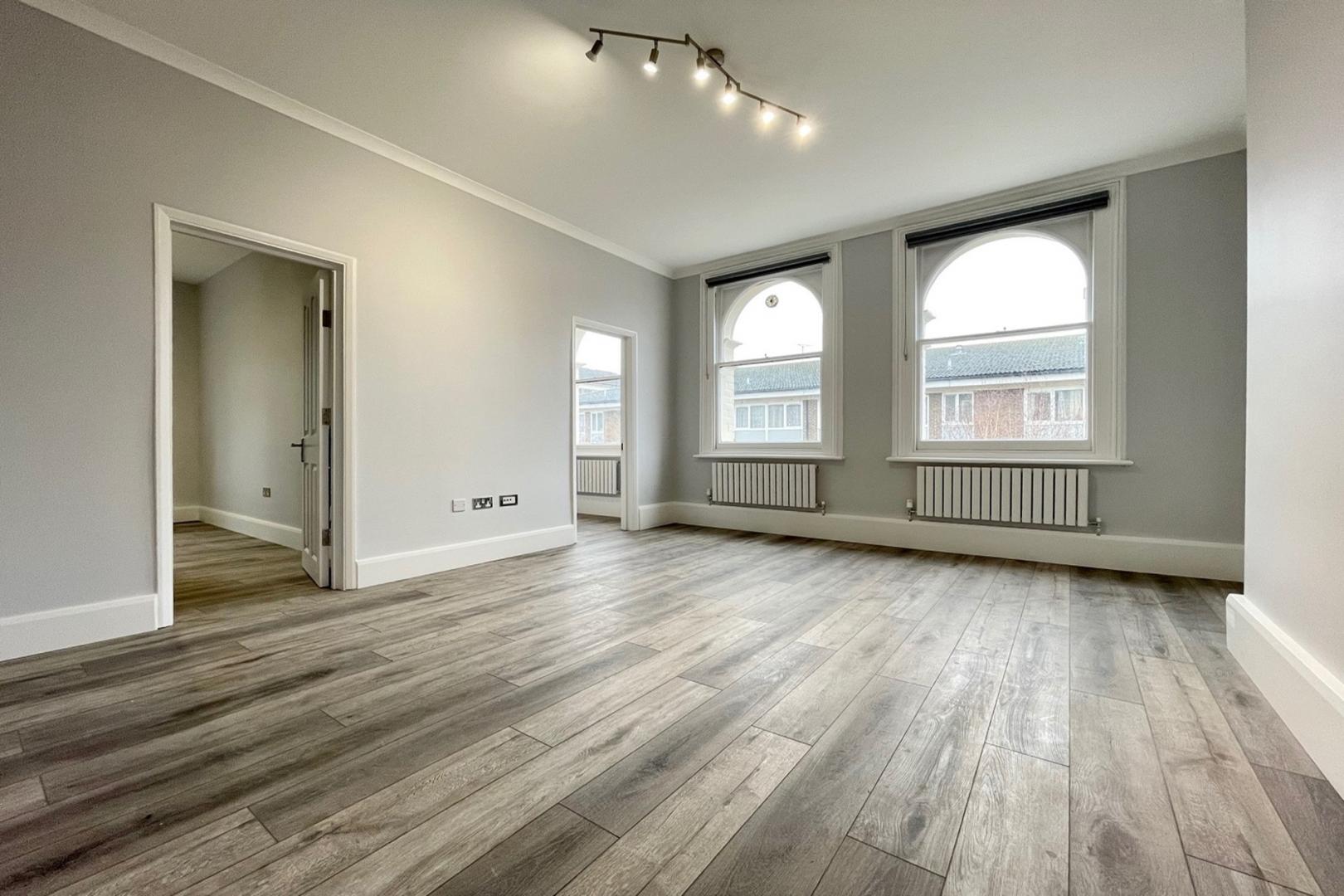 Superbly located bright & airy contemporary two bedroomed apartment   Bath Terrace, Borough