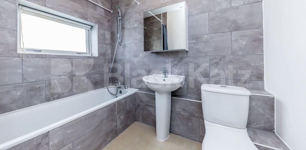 			2 Bedroom, 1 bath, 1 reception Flat			 Nelson Road, Crouch End