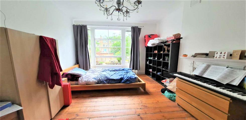 			4 Bedroom, 2 bath, 1 reception Apartment			 Birchington Road, West Hampstead