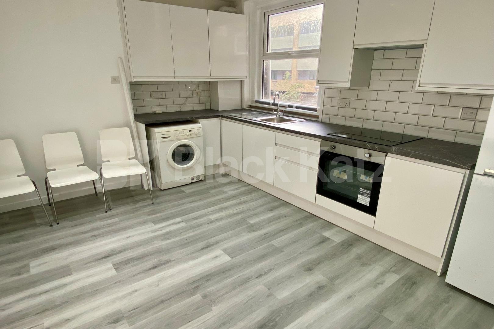 Newly refurbished bright & airy first floor period conversion  Walworth Road, Elephant and Castle