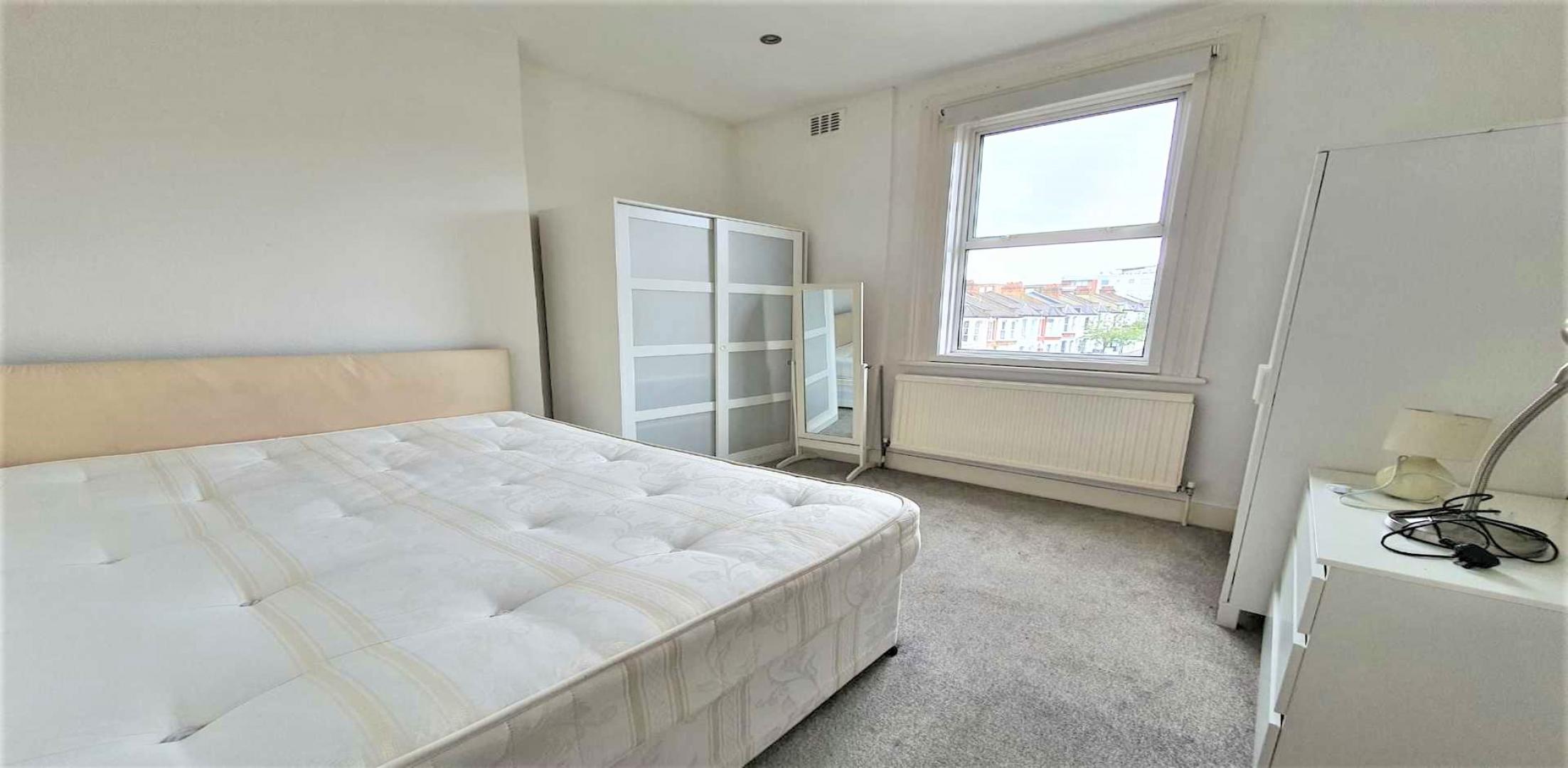 			2 Bedroom, 1 bath, 1 reception Apartment			 Priory Park Road, Queens Park