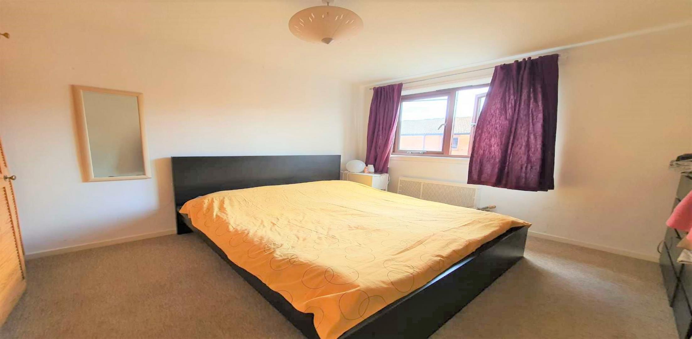 			1 Bedroom, 1 bath, 1 reception Flat			 Lymington Road, WEST HAMPSTEAD