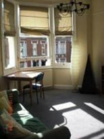 			New Instrction, 2 Bedroom, 1 bath, 1 reception Flat			 Savernake Road, BELSIZE PARK