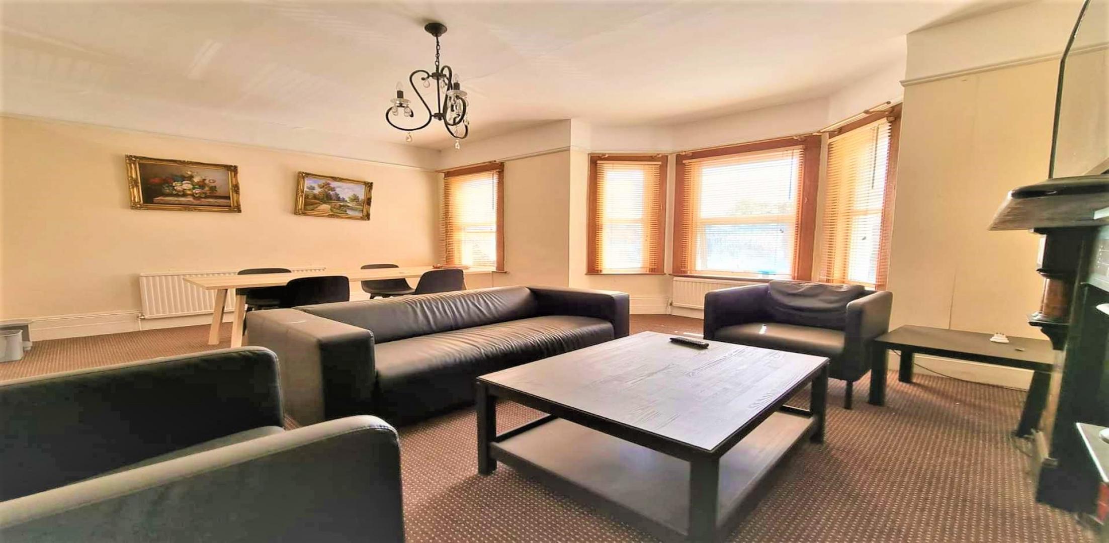 Stunning Apartment College Road, Kensal Green