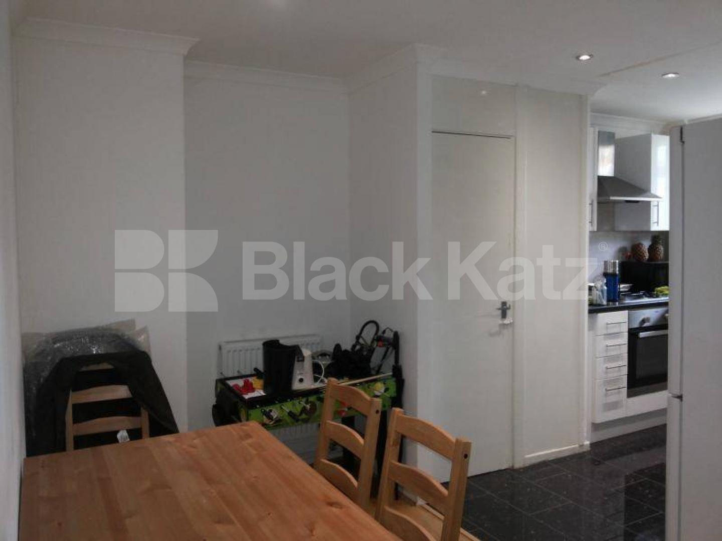 			3 Bedroom, 1 bath, 1 reception Apartment			 Helix Road, Brixton
