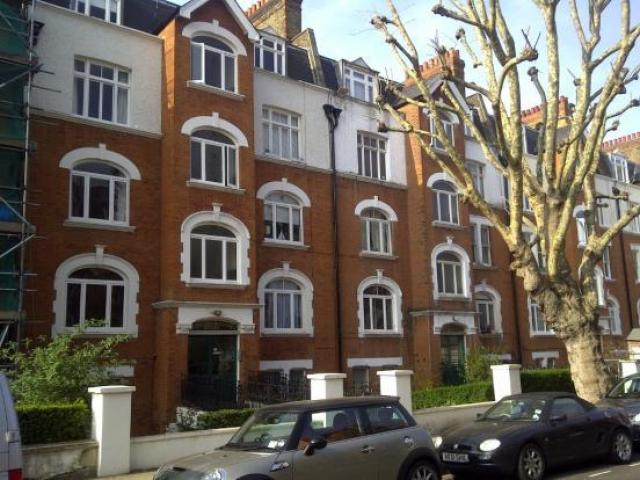 			NEW INSTRUCTION!, 2 Bedroom, 1 bath, 1 reception Flat			 Widley Road, MAIDA VALE