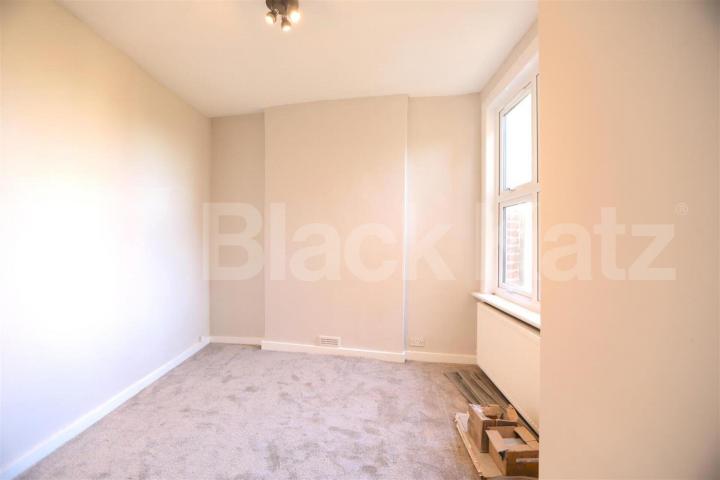 3 bedroom located on one of Muswell Hill's prime quiet residential roads Alexandra Gardens, Muswell Hill