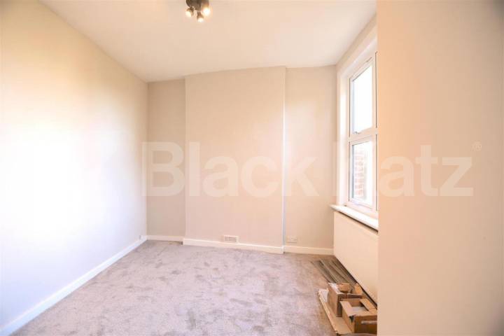 3 bedroom located on one of Muswell Hill's prime quiet residential roads Alexandra Gardens, Muswell Hill