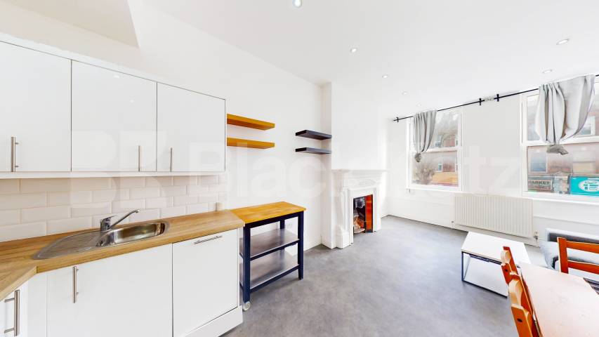 We are delighted to present this fantastic and well-proportioned two bedroom apartment, ideally located in the heart of Cricklewood.Situated on the first floor of a well-maintained period building, the property boasts a bright and spacious reception  Cricklewood Broadway, London, NW2,  London
