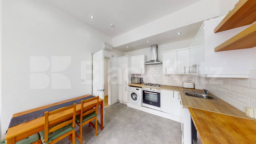 We are delighted to present this fantastic and well-proportioned two bedroom apartment, ideally located in the heart of Cricklewood.Situated on the first floor of a well-maintained period building, the property boasts a bright and spacious reception  Cricklewood Broadway, London, NW2,  London