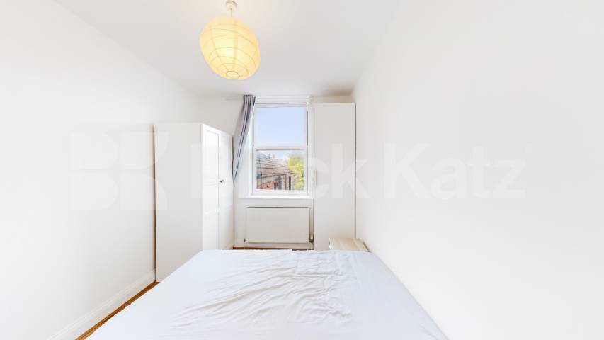 We are delighted to present this fantastic and well-proportioned two bedroom apartment, ideally located in the heart of Cricklewood.Situated on the first floor of a well-maintained period building, the property boasts a bright and spacious reception  Cricklewood Broadway, London, NW2,  London