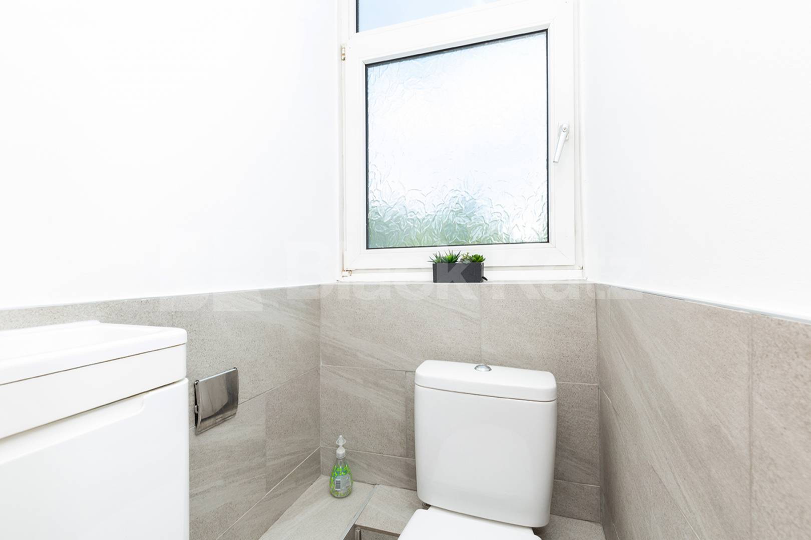 Modern three double bedroom flat arranged over two floors with Balcony Rowstock Gardens, Camden Borders 