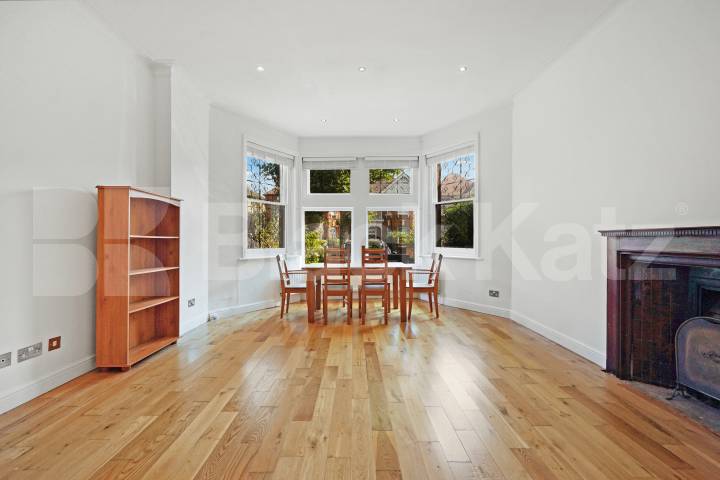 A spacious and well-presented one-bedroom flat available to rent on the popular Teignmouth Road, NW2 Teignmouth Road, London, NW2,  London
