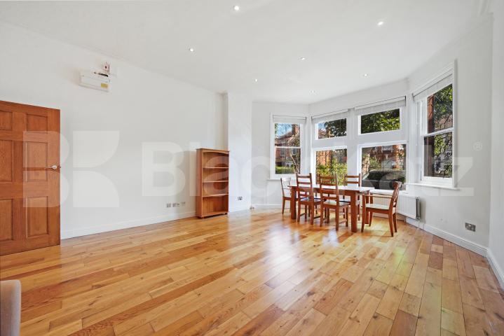 A spacious and well-presented one-bedroom flat available to rent on the popular Teignmouth Road, NW2 Teignmouth Road, London, NW2,  London