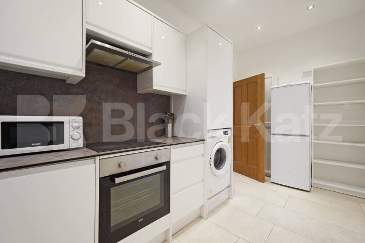 A spacious and well-presented one-bedroom flat available to rent on the popular Teignmouth Road, NW2 Teignmouth Road, London, NW2,  London