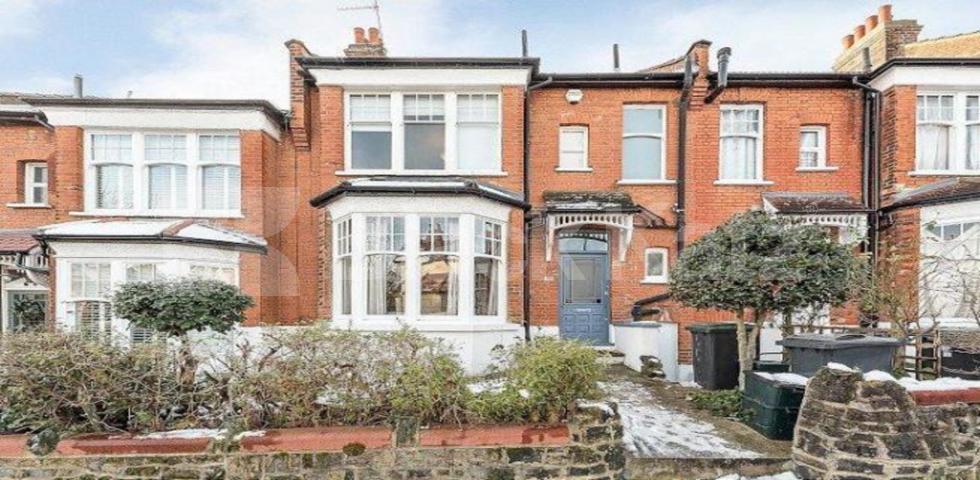 			1 Bedroom, 1 bath, 1 reception Apartment			 Collingwood Avenue, Muswell Hill