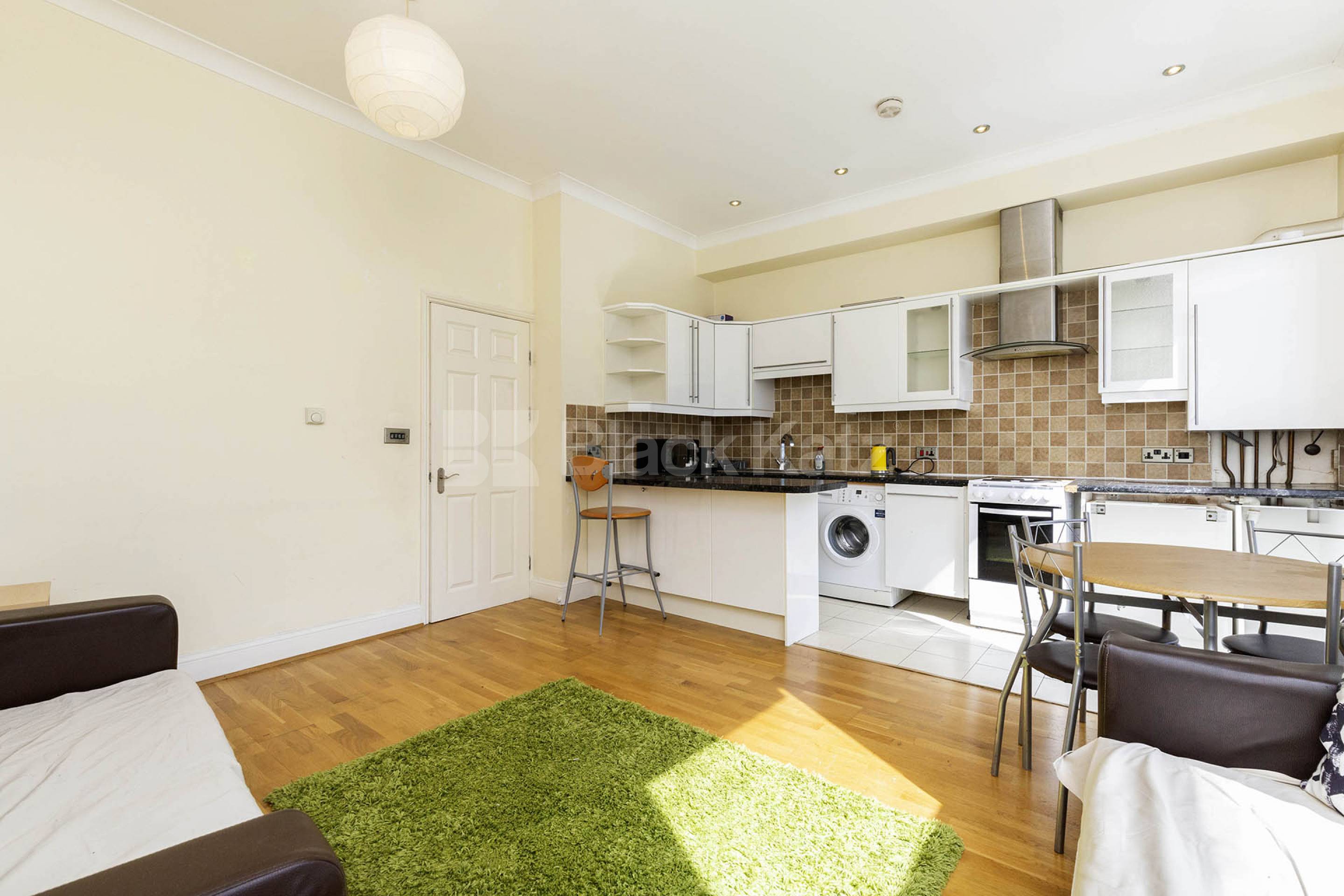 A modern and well-presented two-bedroom flat ideally located on Milton Road, Acton Central Milton Road, London, W3,  London W3
