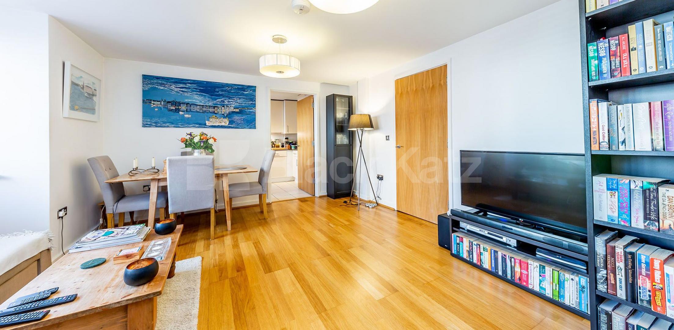 			Fantastic Prorperty !, 3 Bedroom, 1 bath, 1 reception Flat			 Womersley Road, CROUCH END