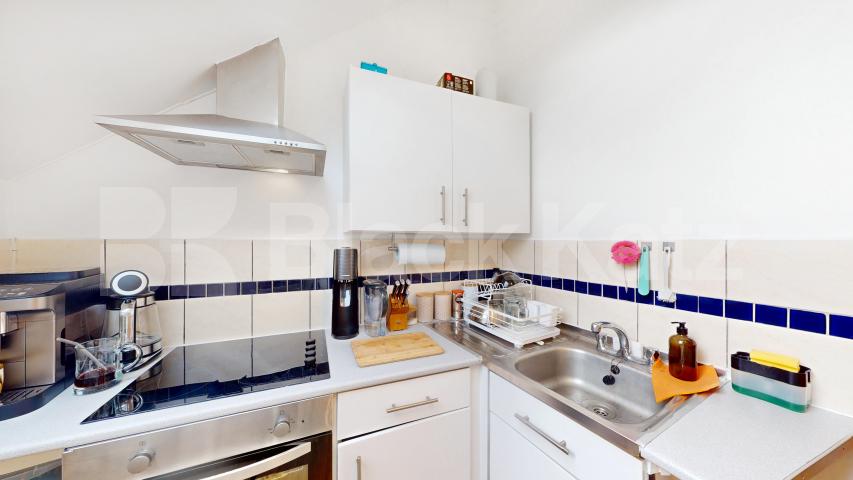 A well-presented self-contained studio located on the desirable Iverson road in NW6 Iverson Road, London, NW6,  London