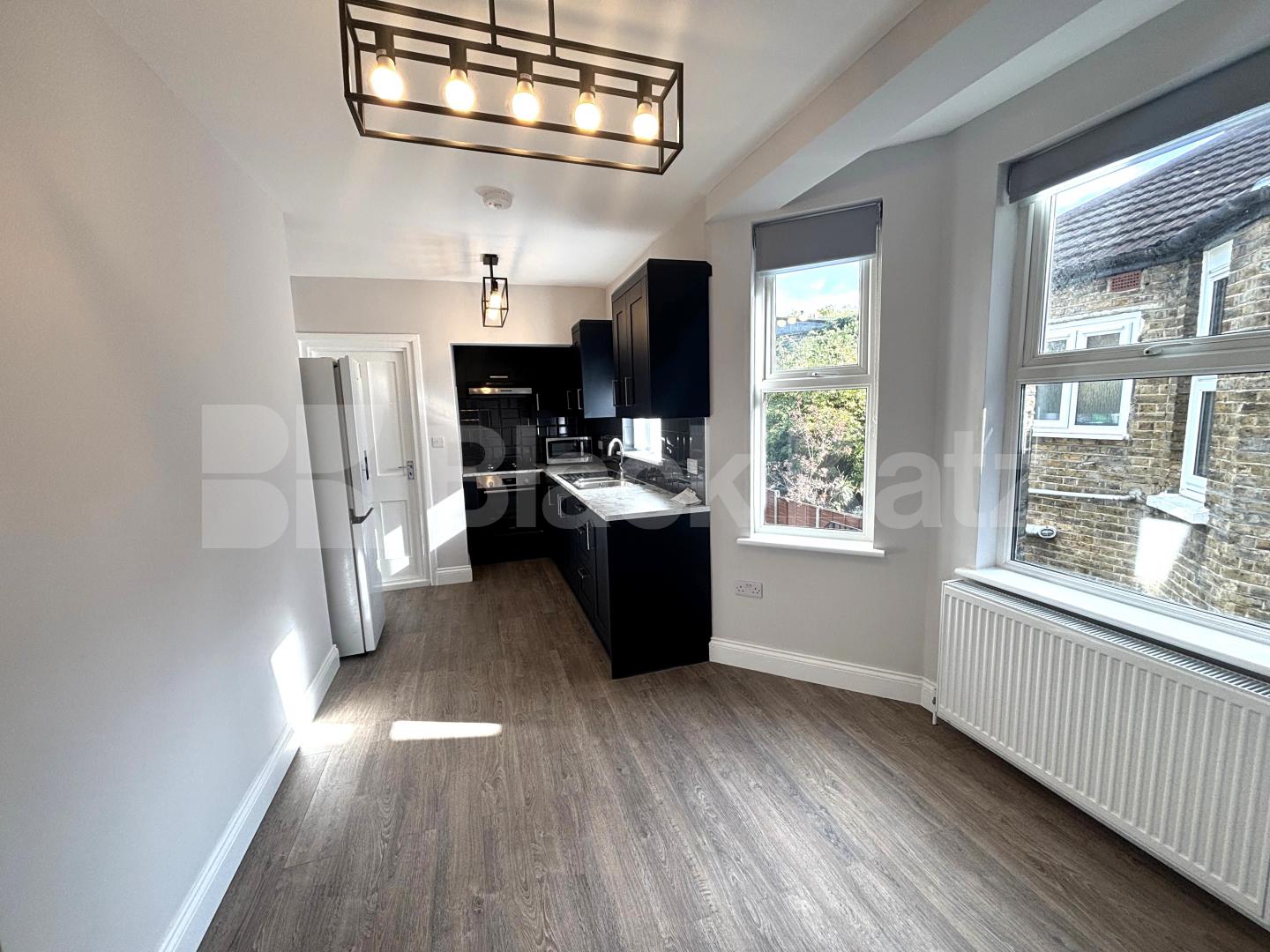 Larger than average & completely refurbished throughout Trundleys Road , Surrey Quays 