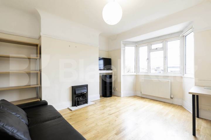 			2 Bedroom,  bath, 1 reception 			 Sherriff Road,  Sherriff Court Sherriff Road  NW6