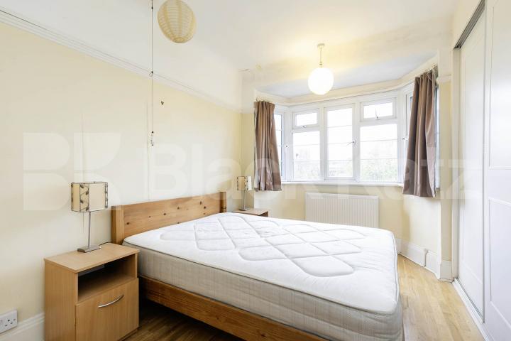 			2 Bedroom, 1 bath, 1 reception 			 Sherriff Road, Sherriff Court Sherriff Road, NW6,  Sherriff Court Sherriff Road