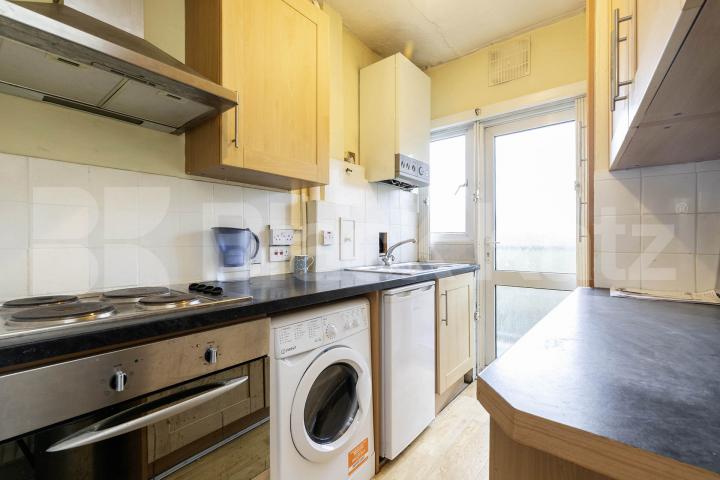 			2 Bedroom, 1 bath, 1 reception 			 Sherriff Road,  Sherriff Court Sherriff Road  NW6