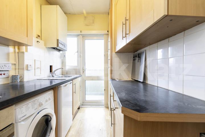 			2 Bedroom, 1 bath, 1 reception 			 Sherriff Road,  Sherriff Court Sherriff Road  NW6
