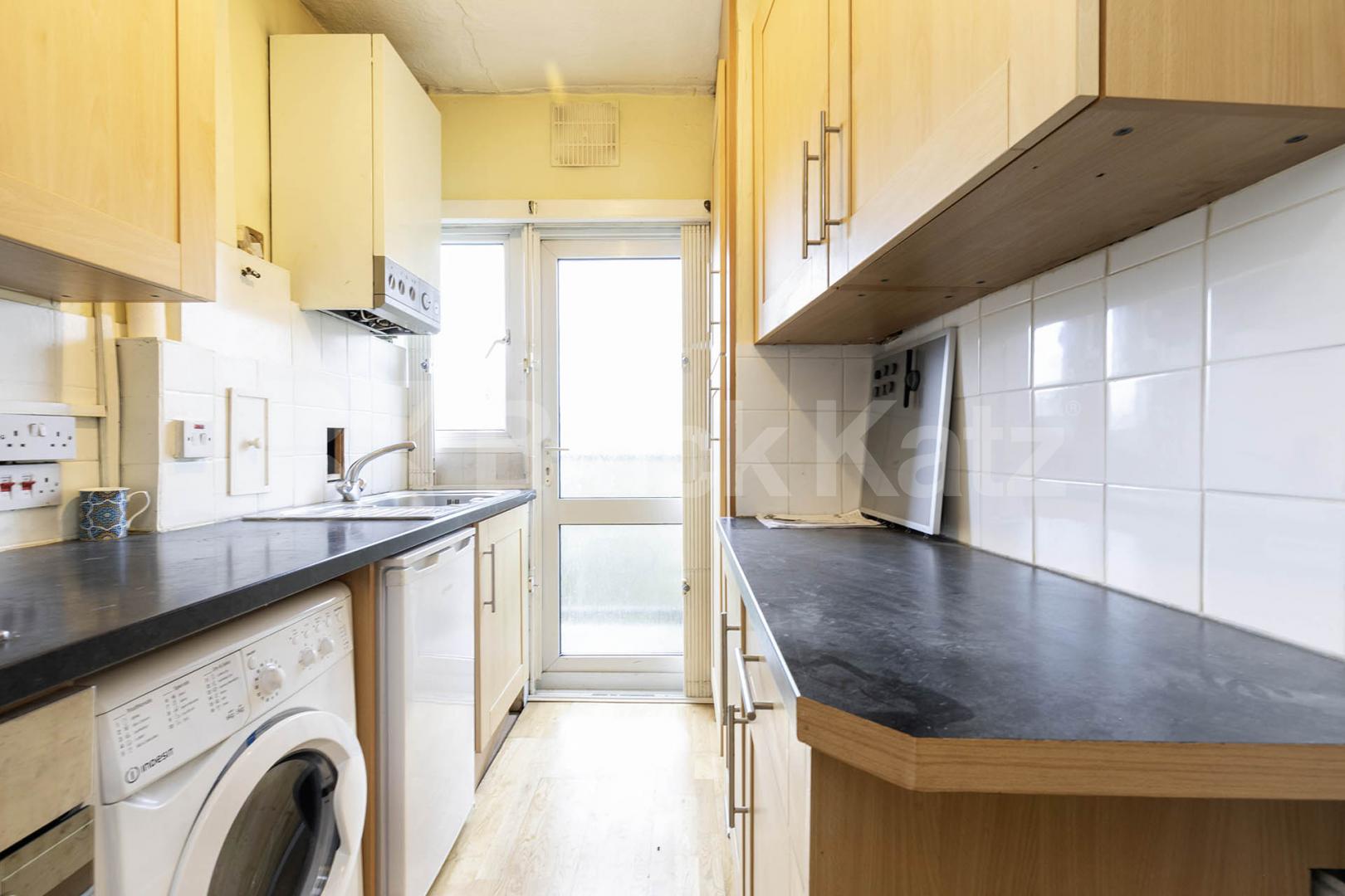 			2 Bedroom, 1 bath, 1 reception 			 Sherriff Road, Sherriff Court Sherriff Road, NW6,  Sherriff Court Sherriff Road