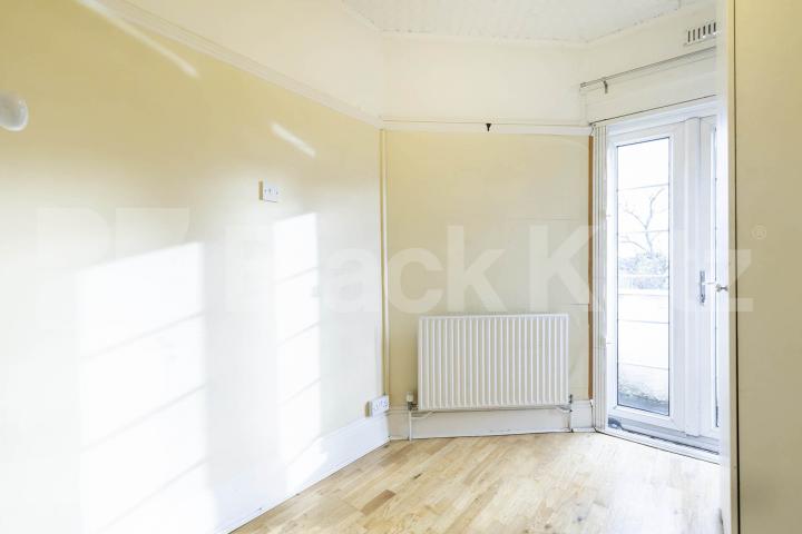 			2 Bedroom, 1 bath, 1 reception 			 Sherriff Road, Sherriff Court Sherriff Road, NW6,  Sherriff Court Sherriff Road