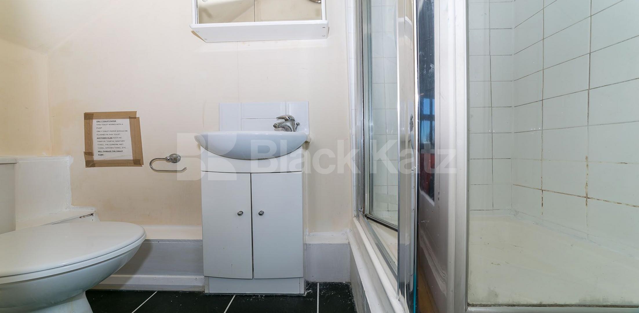 			New Instruction!, 1 Bedroom, 1 bath, 1 reception Flat			 Great North Road, HIGHGATE