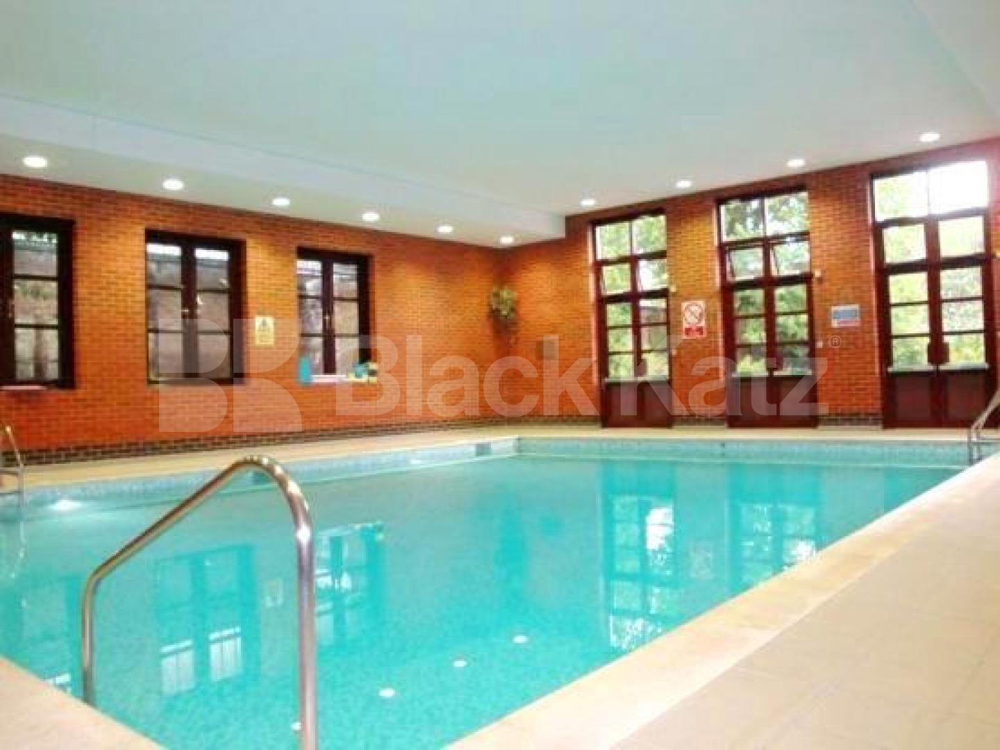 			LET , 2 Bedroom, 1 bath, 1 reception Apartment			 Brompton Park Crescent, Fulham Broadway