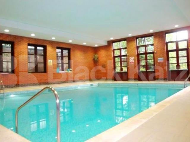 			LET , 2 Bedroom, 1 bath, 1 reception Apartment			 Brompton Park Crescent, Fulham Broadway