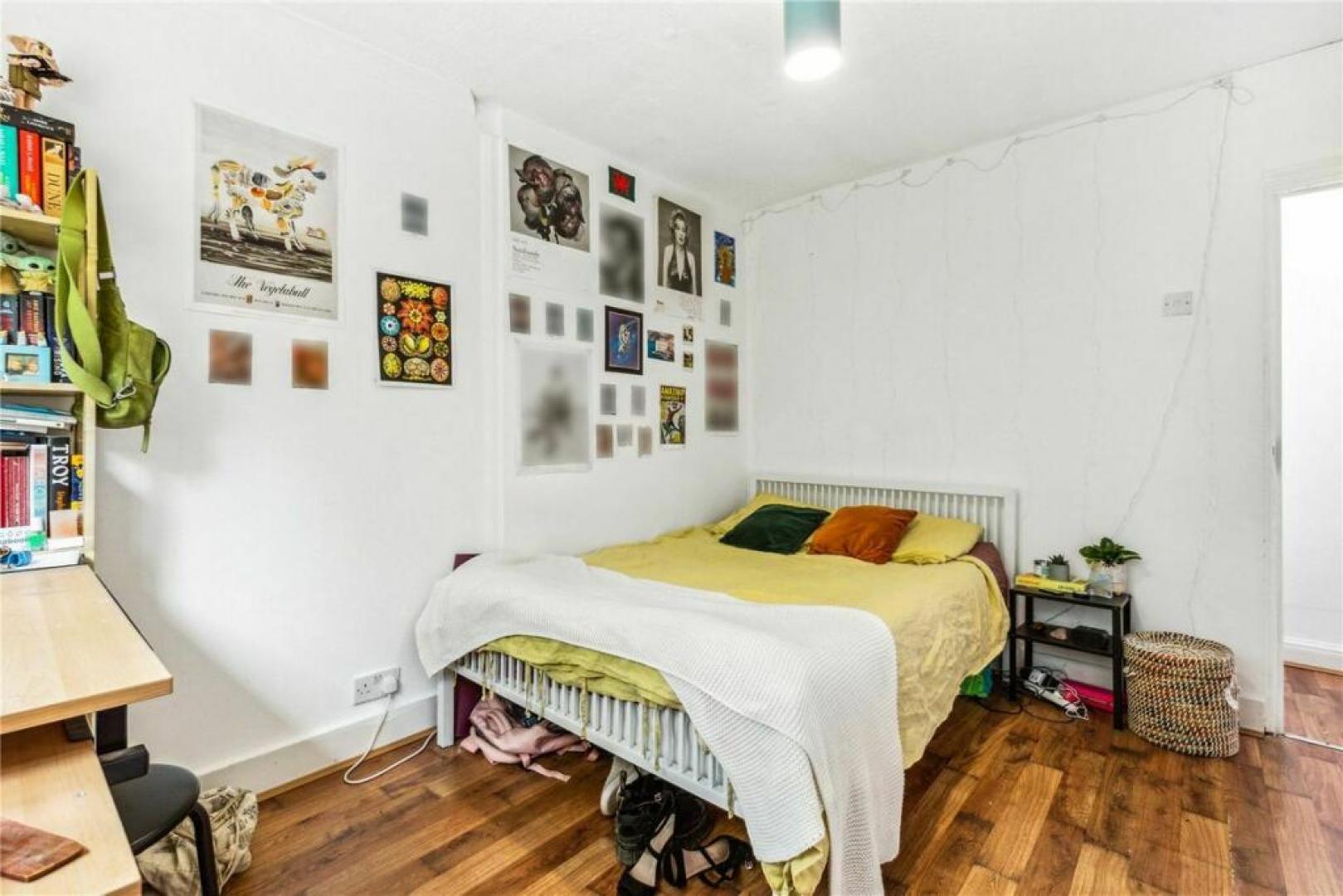 			4 Bedroom, 2 bath, 1 reception Flat			 Campsfield Road, Hornsey