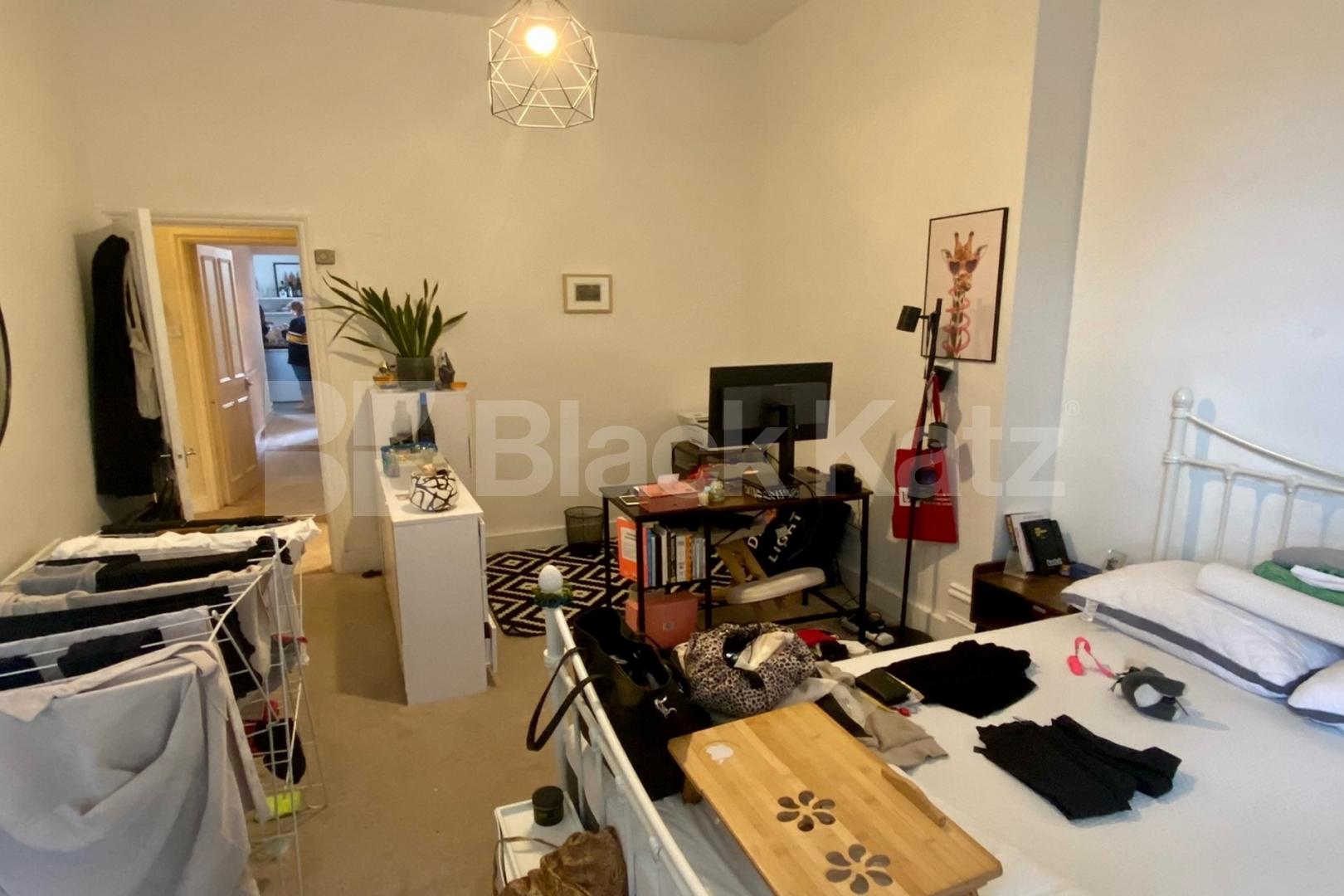 Larger than average & superbly located to amenities & transport Bedford Road, Clapham North