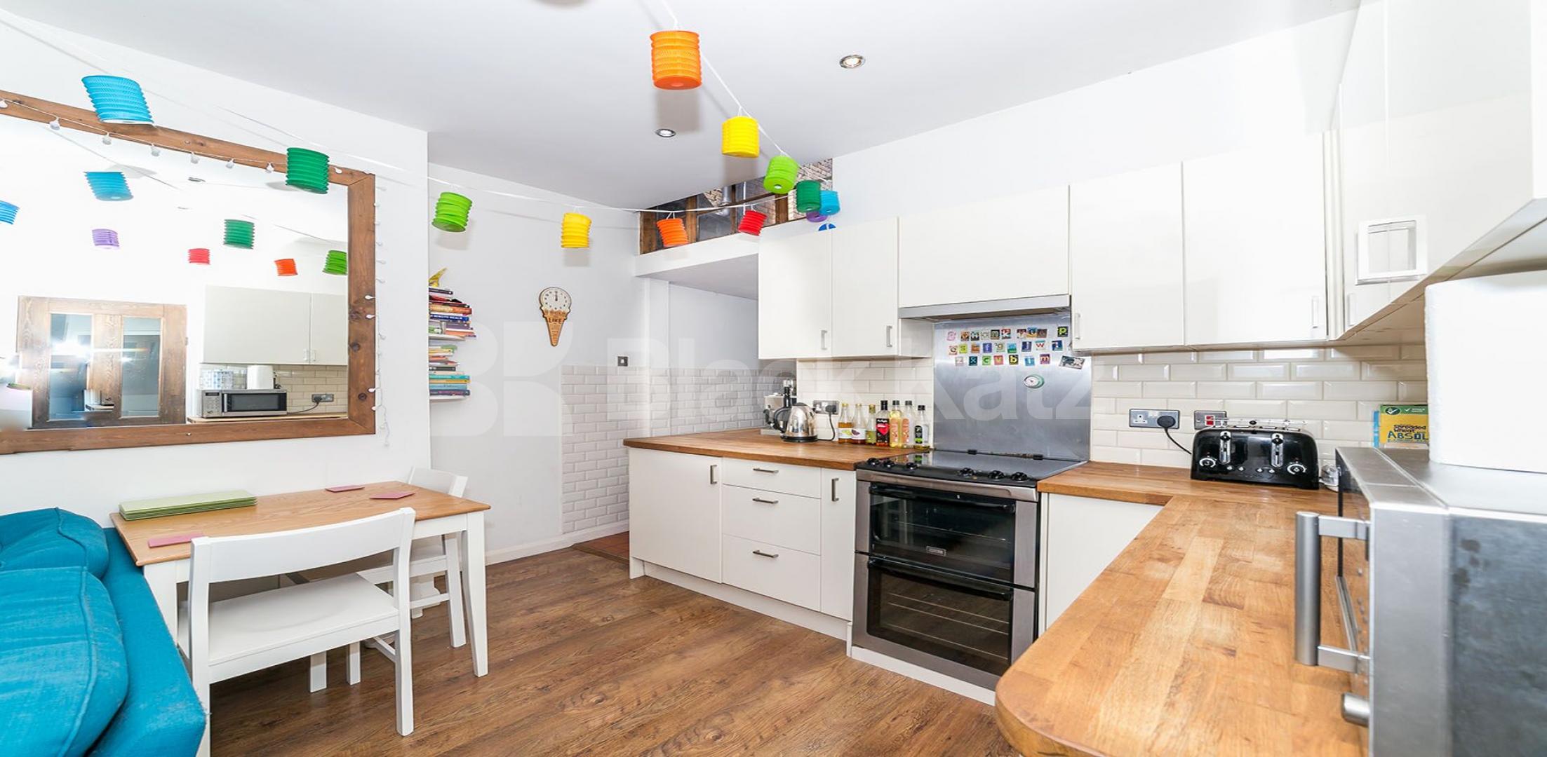 			Beautiful Garden Property !, 2 Bedroom, 1 bath, 1 reception Ground Floor Flat			 Hawthorn Road, CROUCH END