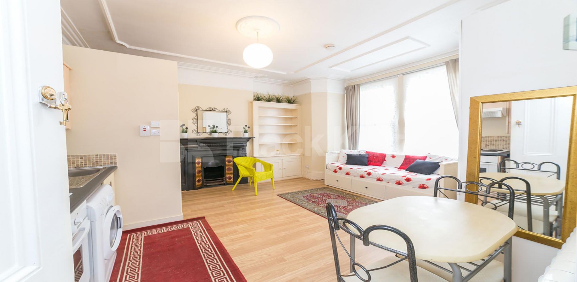 			Great Studio, Studio Apartment, 1 bath, 1 reception Flat			 Church Lane, Crouch End