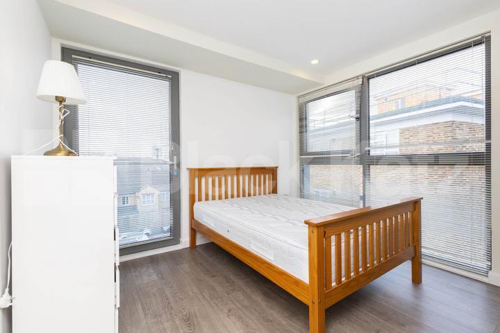 Stunning Two Double Bedroom, one Bathroom Apartment with Balcony – Hoxton Mintern Street, Old Street - Shoreditch