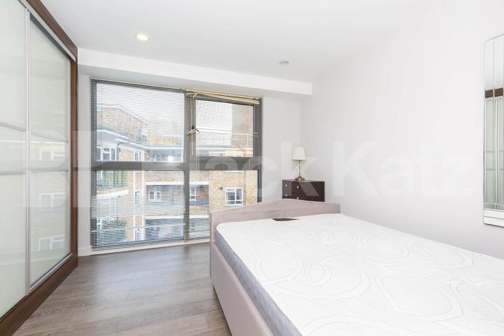 Stunning Two Double Bedroom, one Bathroom Apartment with Balcony – Hoxton Mintern Street, Old Street - Shoreditch