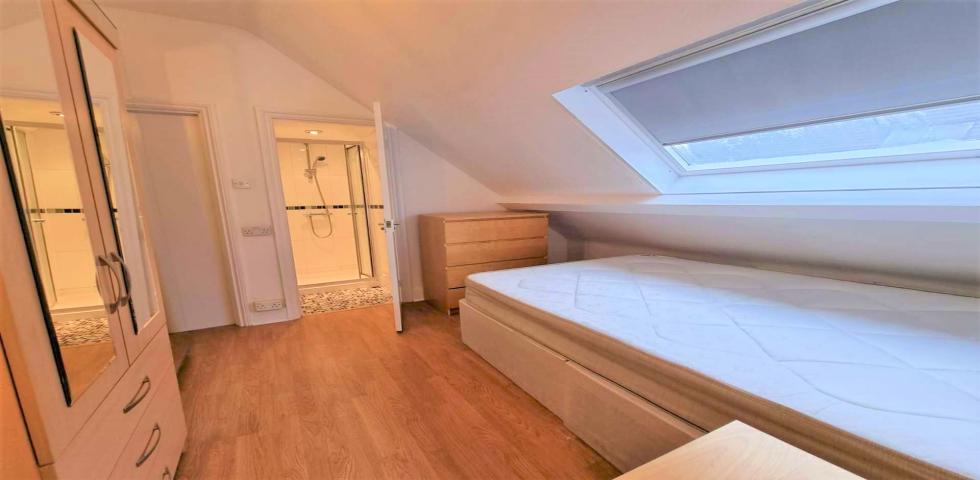 			1 Bedroom, 1 bath, 1 reception Apartment			 Exeter Road , KILBURN 