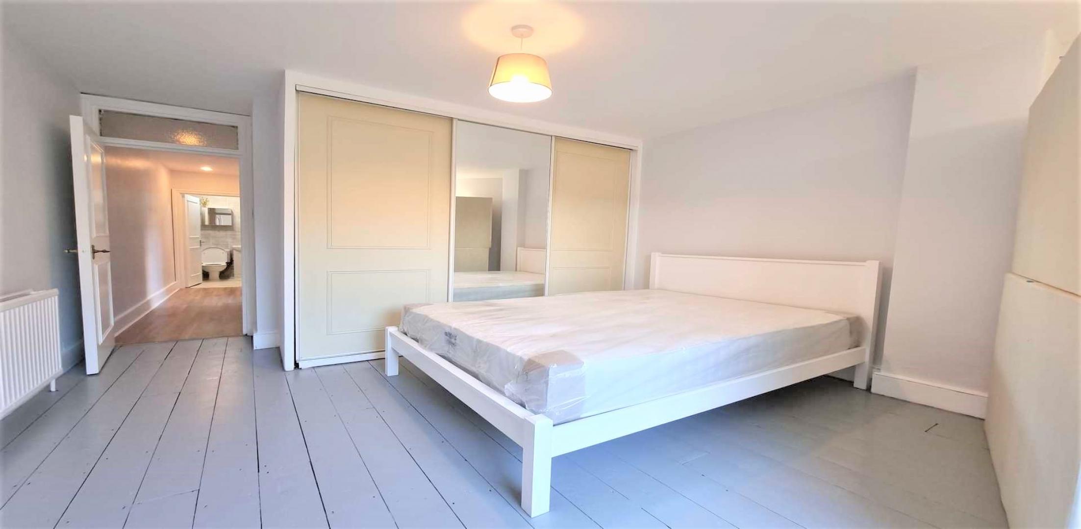 			3 Bedroom, 1 bath, 1 reception Flat			 Harvist Road, QUEENS PARK