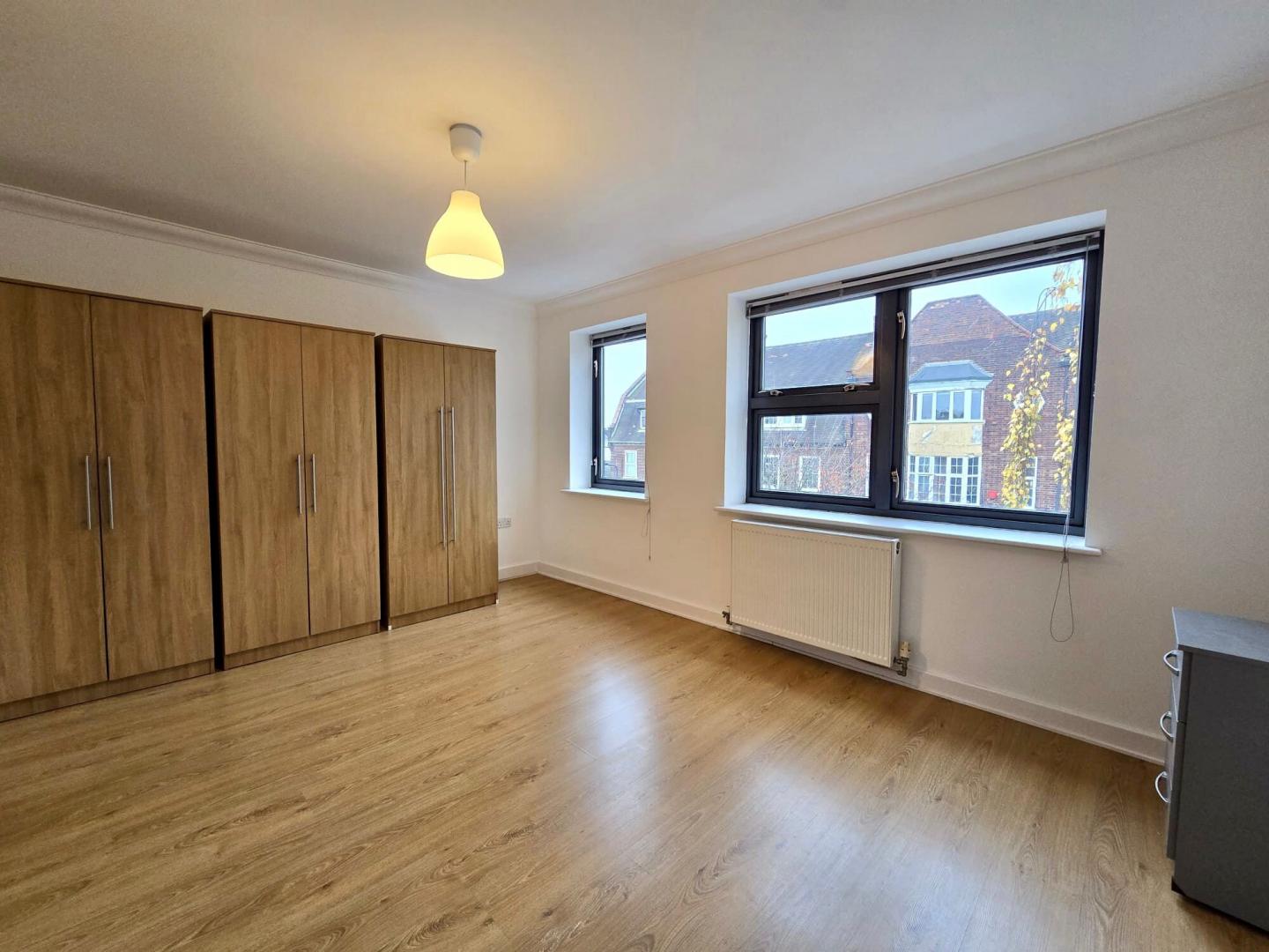 Modern Apartment College Road, Kensal Rise 