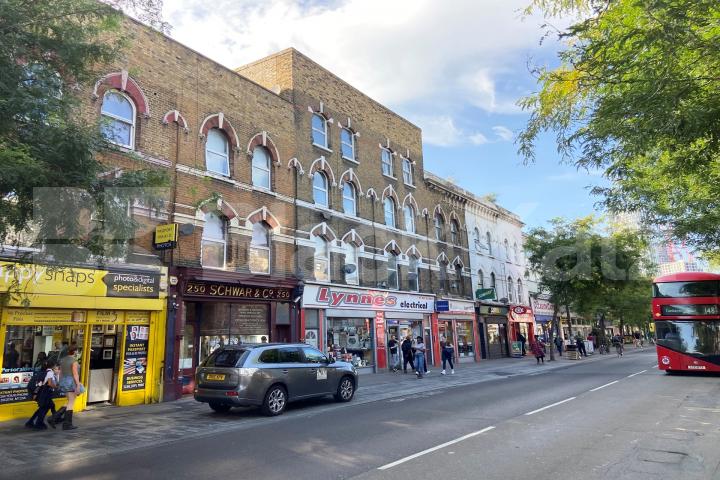 Newly refurbished bright & airy first floor period conversion  Walworth Road, Elephant and Castle