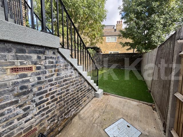 Newly refurbished spacious ground floor period conversion  Trundleys Road , Surrey Quays 