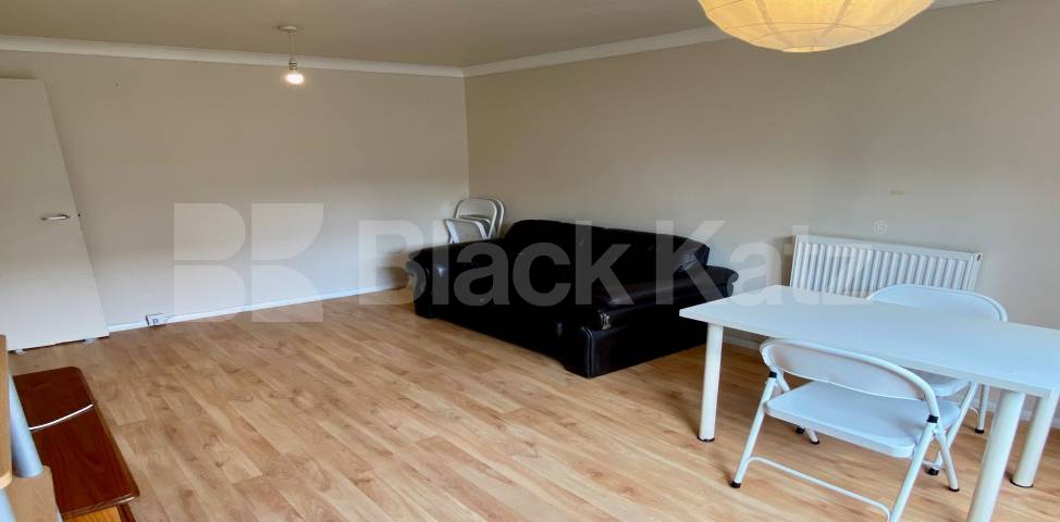 			LET, 1 Bedroom, 1 bath, 1 reception Apartment			 Vestry Road, Peckham
