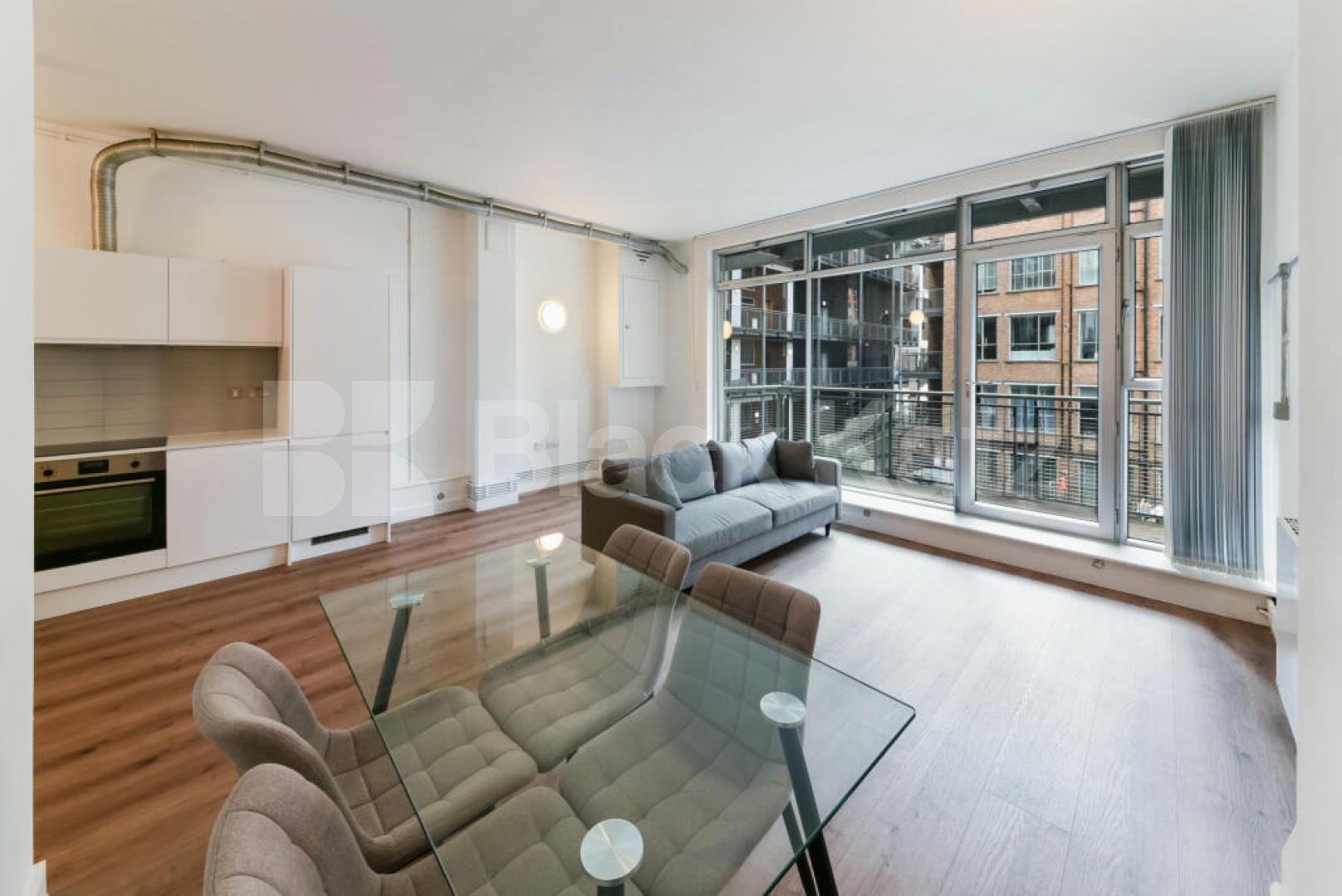 Stylish Loft Style Apartment with Balcony in a Modern Private Development Ability Plaza - Kingsland Road, Dalston