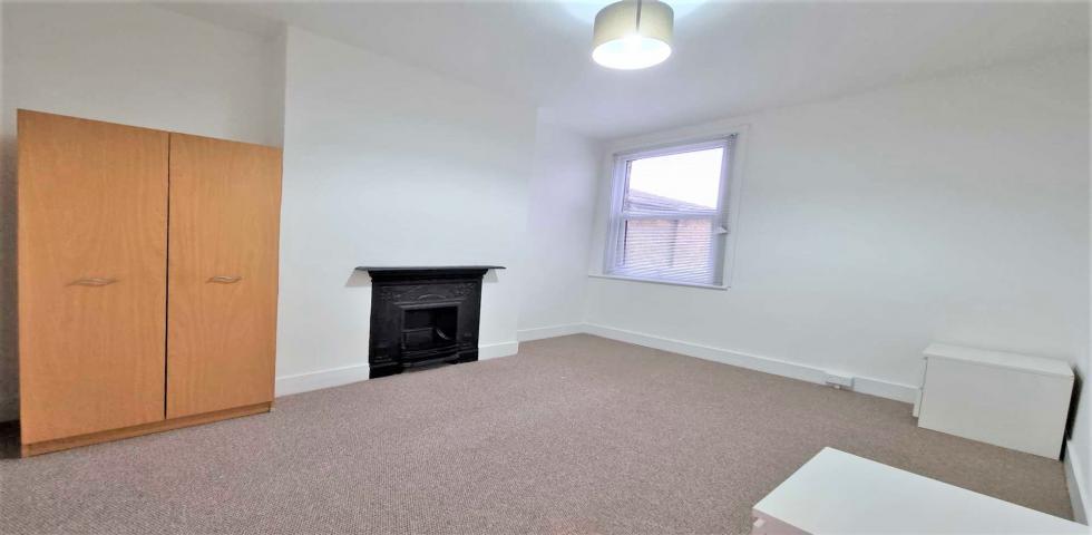 			2 Bedroom, 1 bath, 1 reception Flat			 Bertie Road, WILLESDEN/DOLLIS HILL