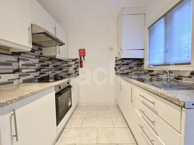 			2 Bedroom, 2 bath, 1 reception Flat			 Stanley Gardens, Willesden Green